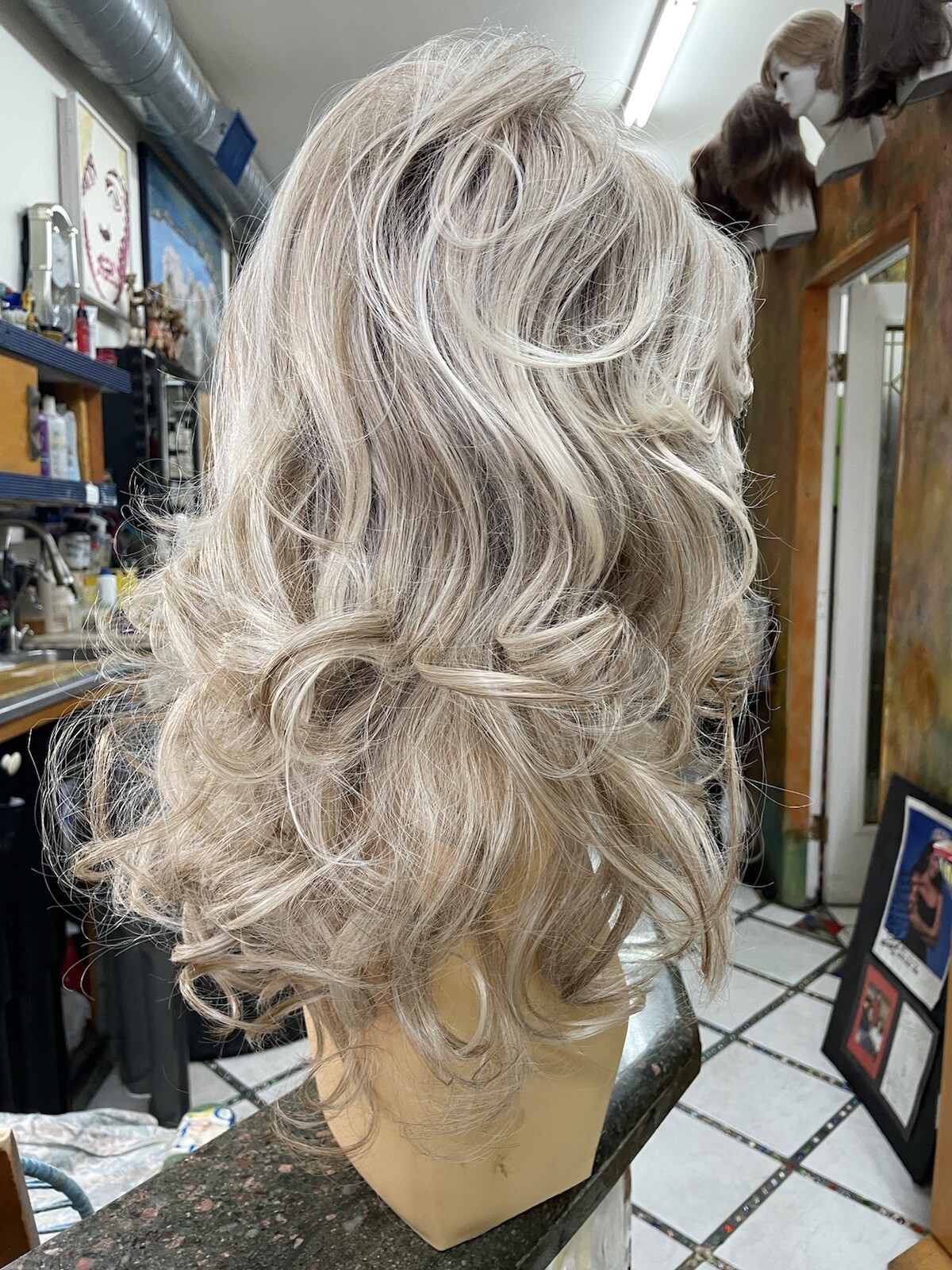 ALWAYS-Raquel Welch Wig-RL 19/23SS BISCUIT DARK ROOTS-WearUPorDown-MemoryCap-HF