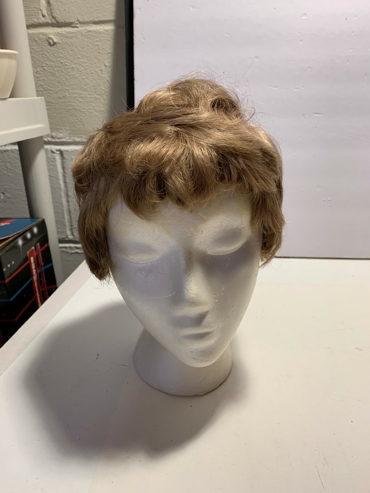 100% KANEKALON BLONDE WIG WHOLE HEAD SHORT LENGTH WIG SHAG HAIR
