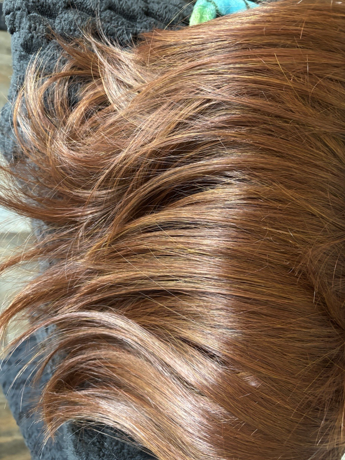 Belle Tress Tea Leaf Layer – Lace Front Hand Tied Wig: Size up to 23”/24” circ
