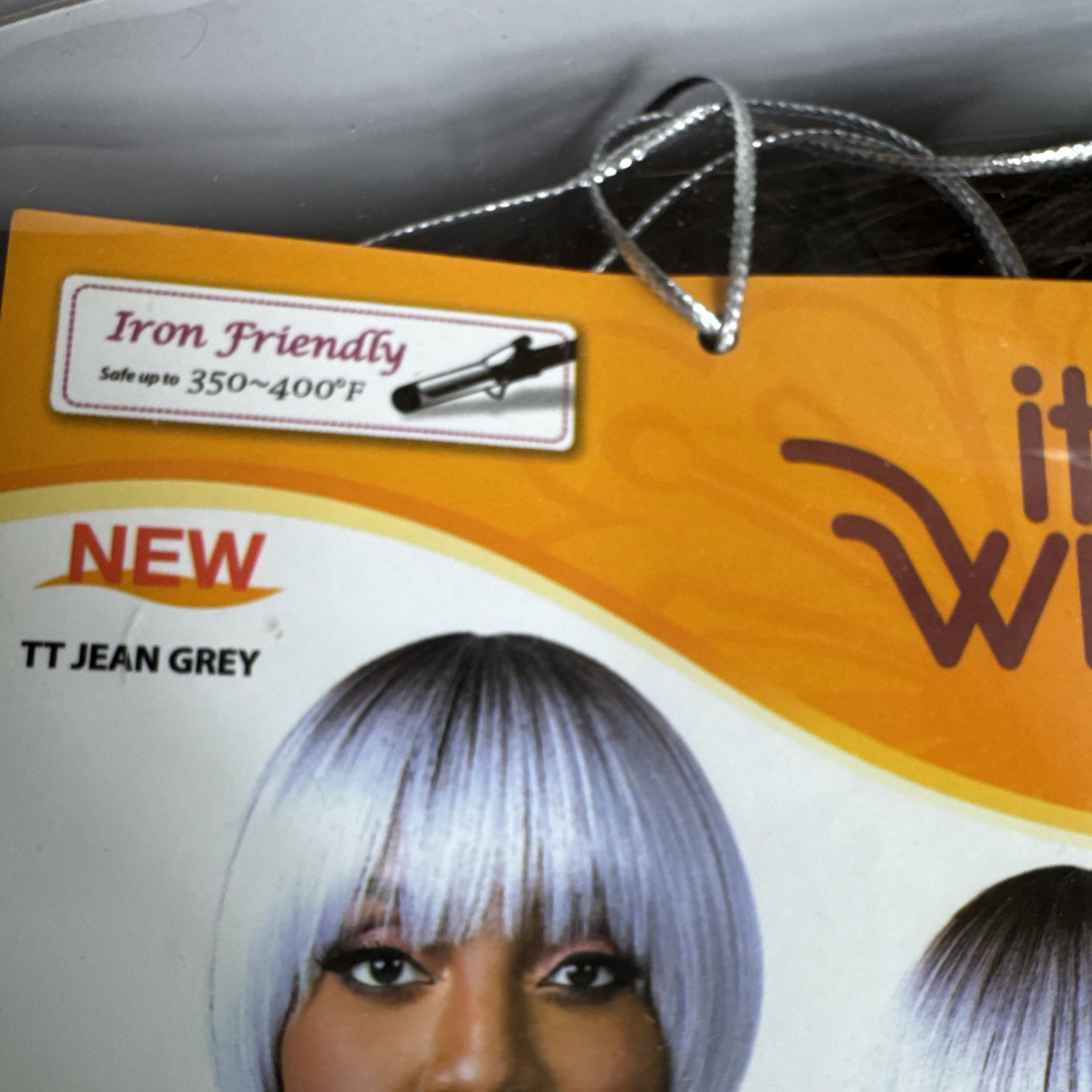 It’s a Wig! Synthetic Straight Hair Wig Bob Style : BOCUT-3 Color P4/30