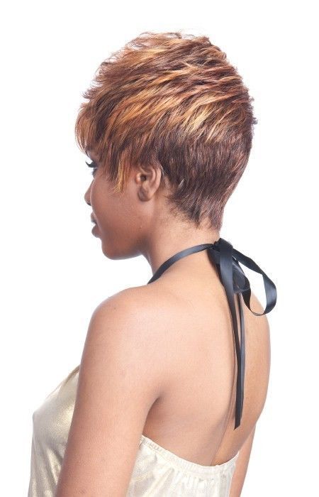 CALI – VANESSA SYNTHETIC SHORT WAVY STYLE WIG