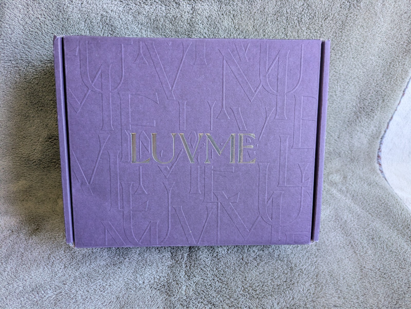 Luvme Human Hair Wig Red Long 19″ w Box Unused