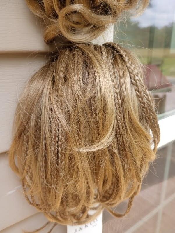 2 Clip on Hair Pieces NWT color #12T16 Dark Blnd/HONEY BLONDE 1 Curly &1 Braids