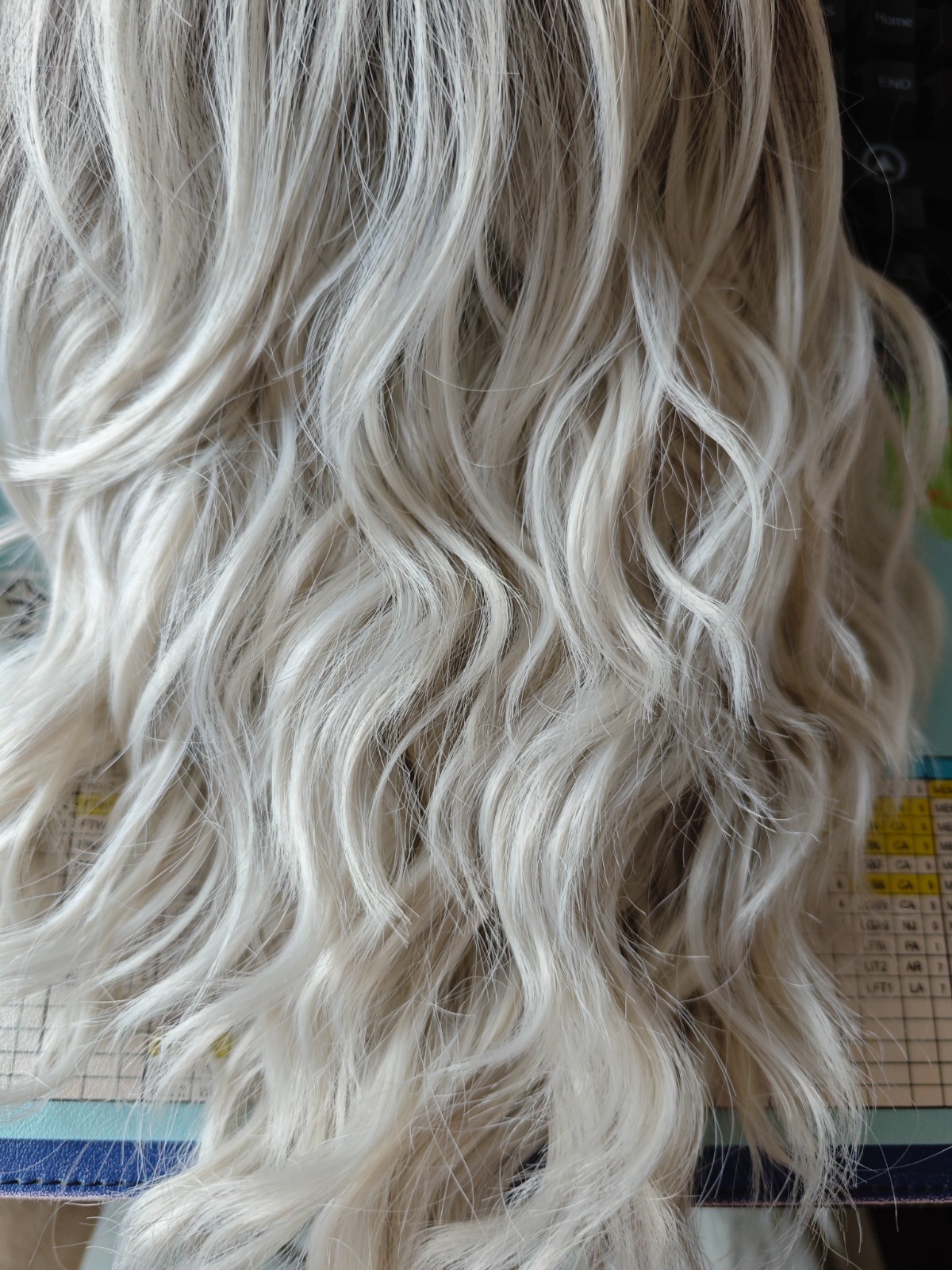Ombre Silver Gray Bob Wig with Bangs for White Women Short Wavy Curly Charming W