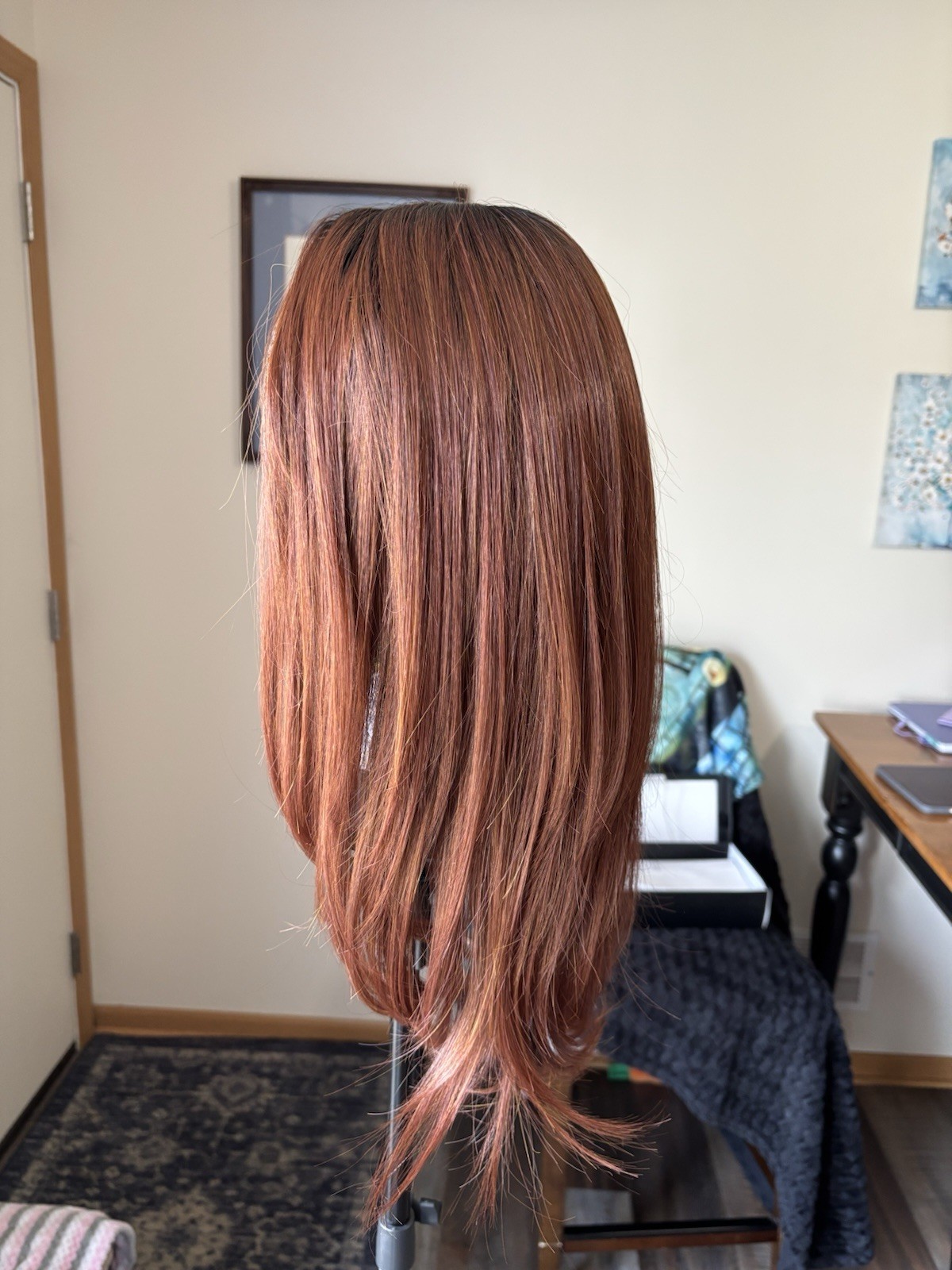 Belle Tress Tea Leaf Layer – Lace Front Hand Tied Wig: Size up to 23”/24” circ