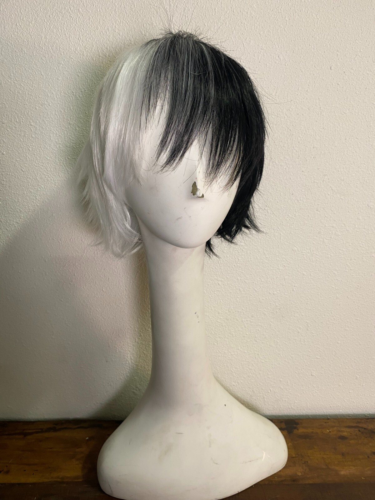 Assortment of 19 Wigs + Straightener and Hair Treatment
