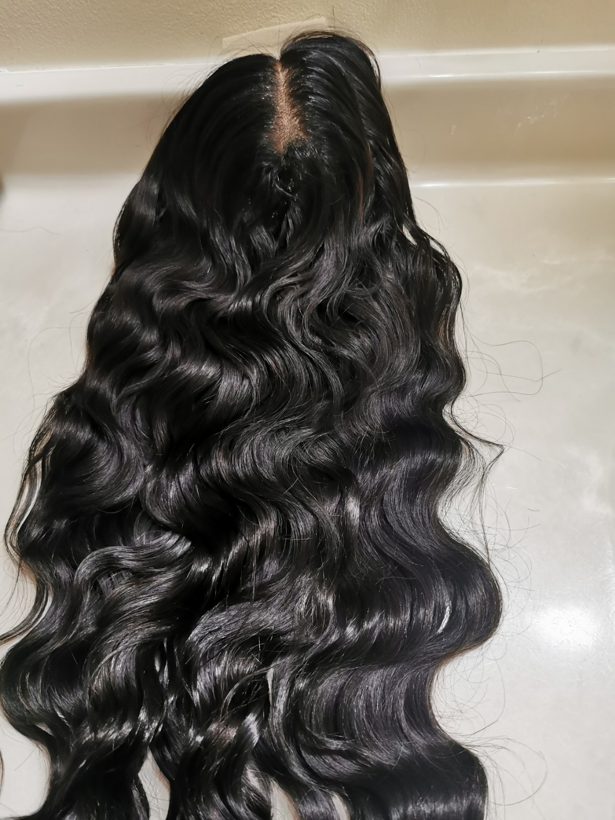 Quality Natural Black Wavy Human Hair Glueless Bleach Closure Wig 24″