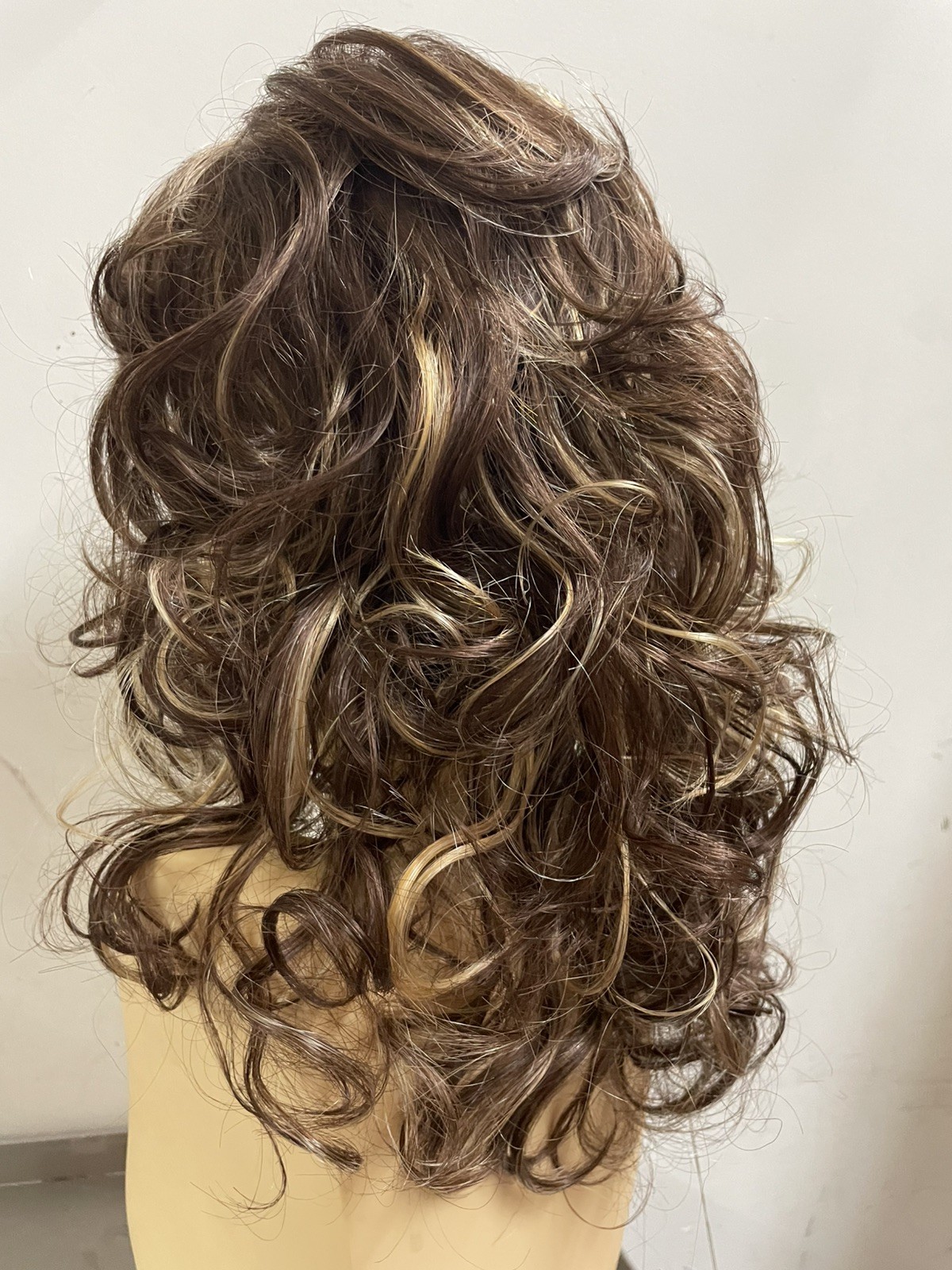 JESSICA WIG Estetica R8/26H Gold Brown+GoldBlond Hi Stretch Capless-Open Wefted