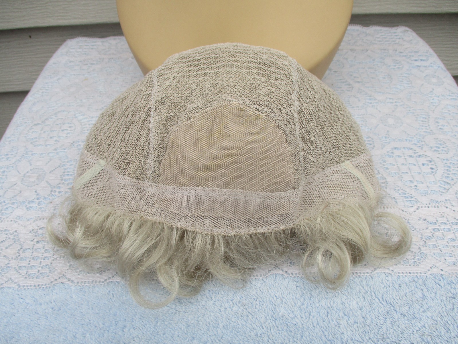 Tony of Beverly ? MYSTERY WIG PLATINUM BLONDE Shade Hand Tied ? VINTAGE