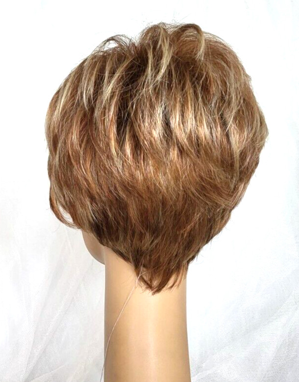 Cinch Raquel Welch wig standard cap NWT display R29S+ Glazed Strawberry
