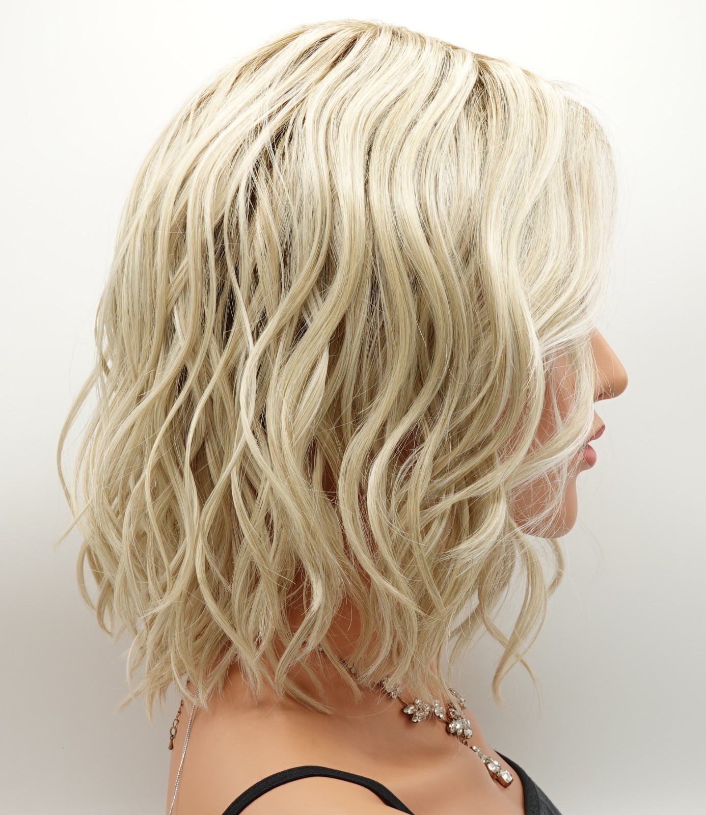 SOMERS Wig by ESTETICA, SUNLIT BLONDE Heat Friendly! Ctr Mono Part +Lace Frt NEW