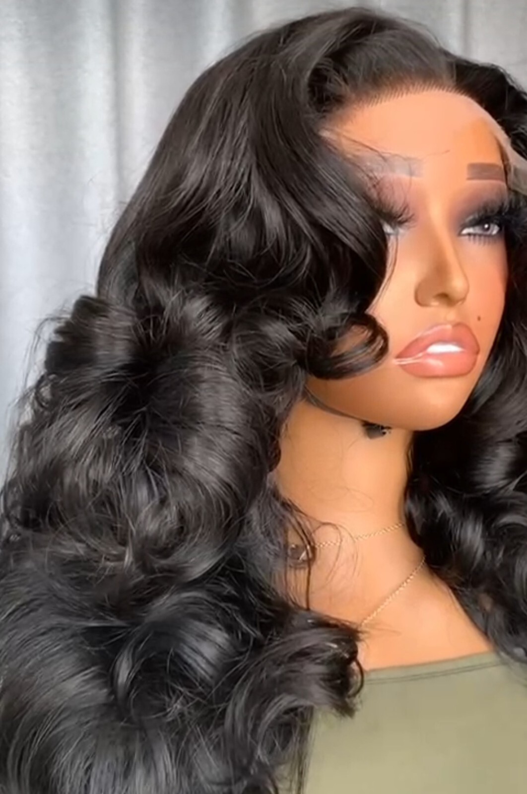 100% Vietnamese Human Hair, Layered, SDD, 5×5 HD Lace, Bouncy Wig. 250% Density