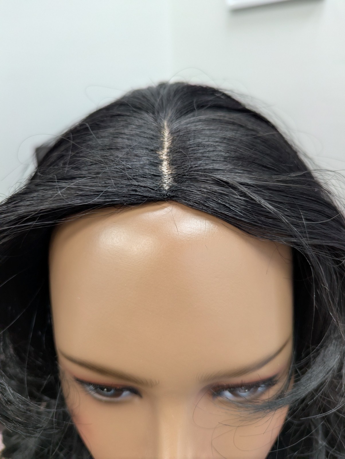 Gorgeous Synthetic Loose Curly Wig Color 1 Jet Black Permanent Center Part