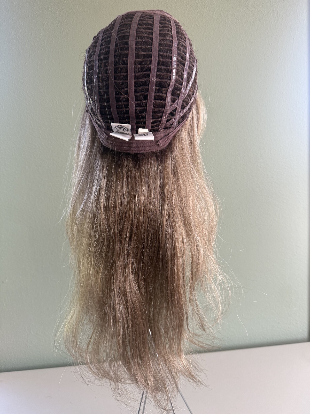Raquel Welch Miles of Style Lace Front Monopart Wig in SS12/20 Shaded Toast