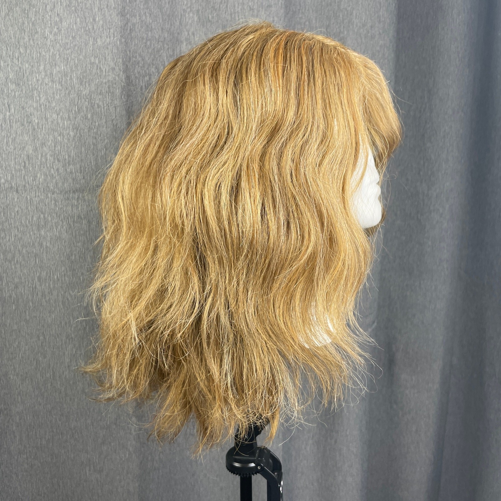 Vivica A Fox Pure Stretch Cap Short Wavy Light Brown Blonde Hair Wig
