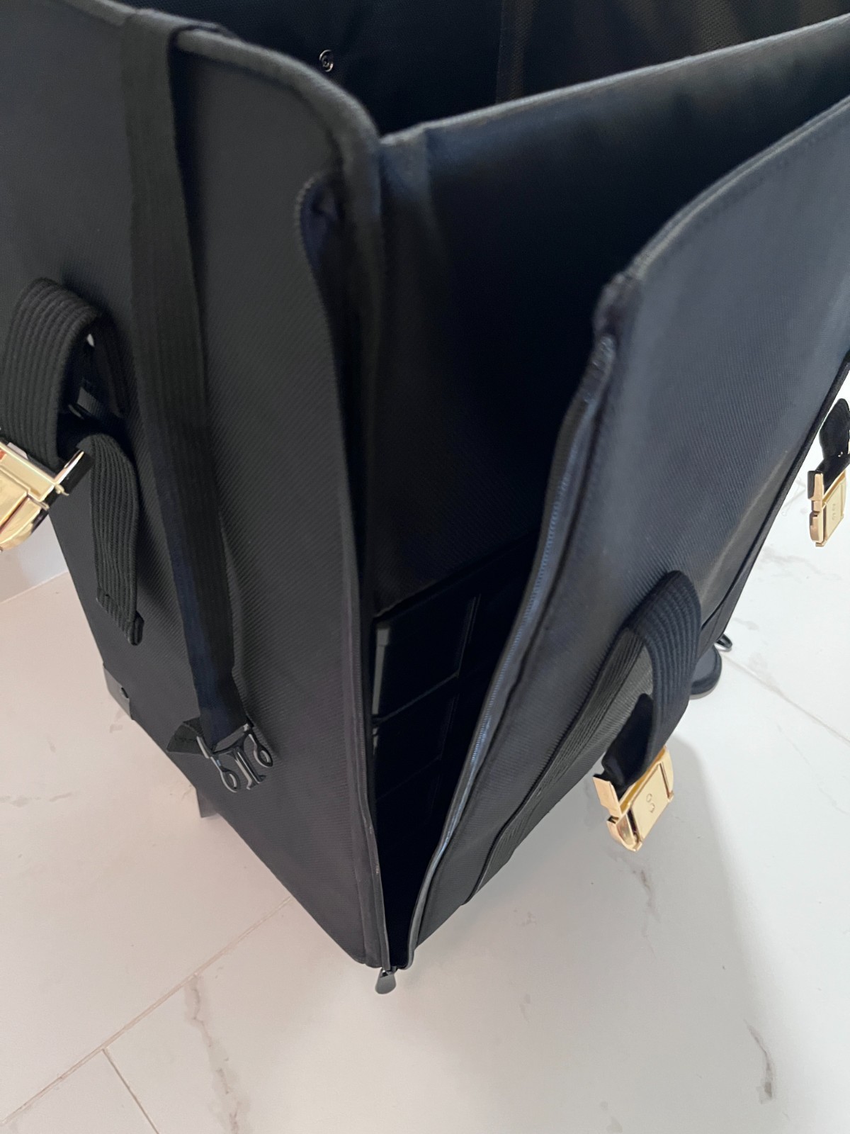 Bellami Professional Beautrician Organizer / Travel Rolling Case Luggage Extras