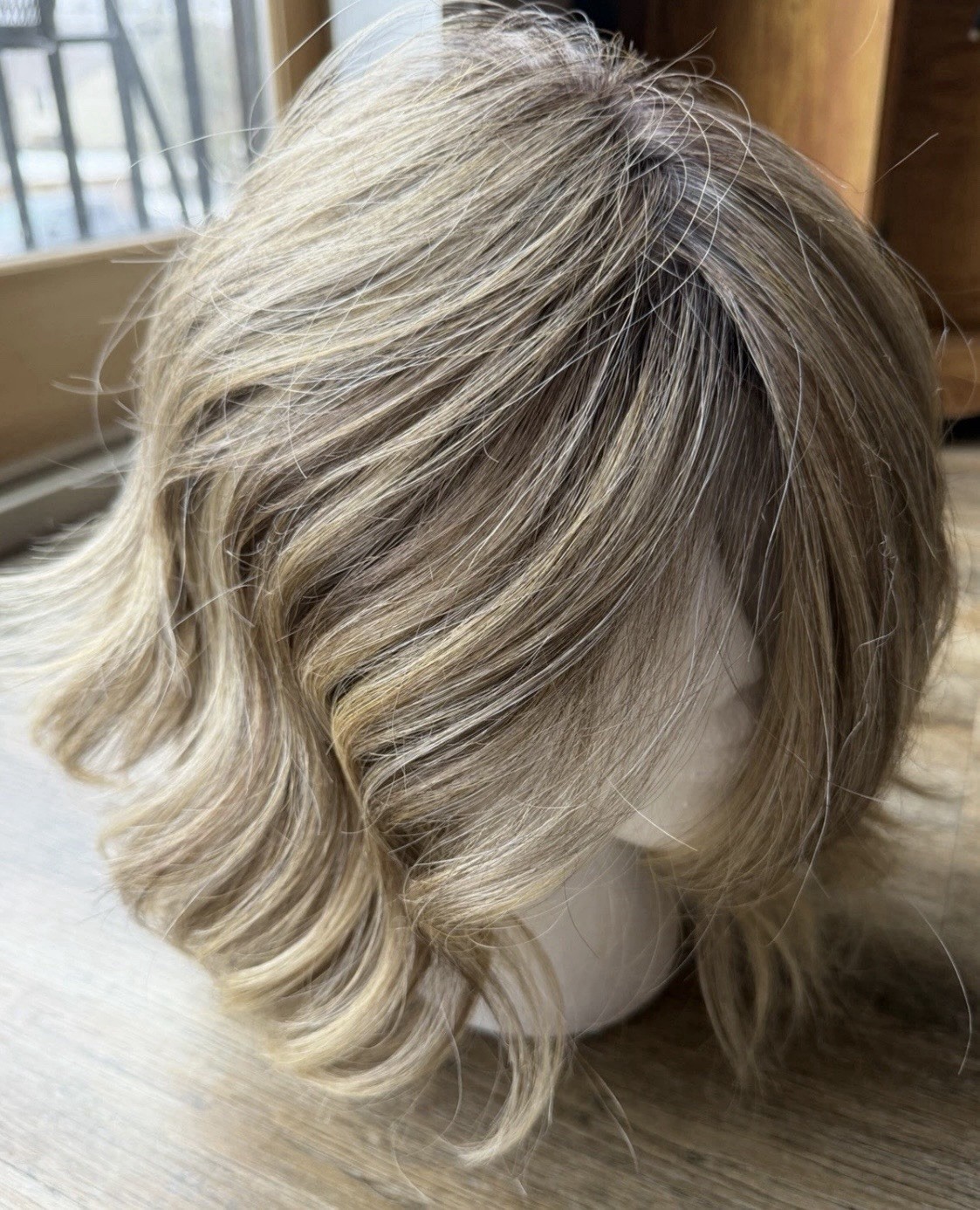 Raquel Welch Wig UNFILTERED, In RL9/24SS, SS Iced Cafe Latte