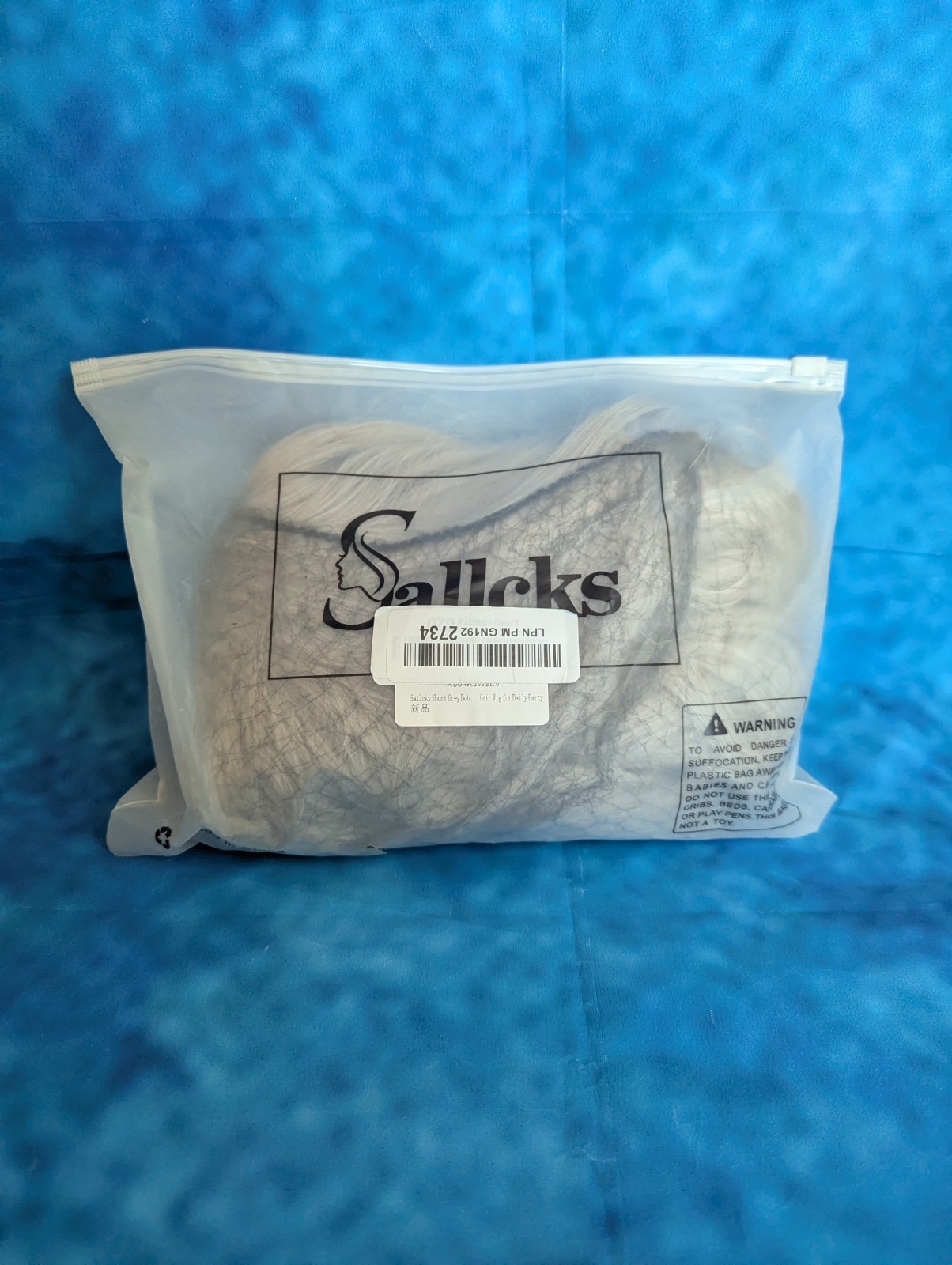 Sallcks Grey Silver Wig With Bangs Chin Length Heat Resistant NWT