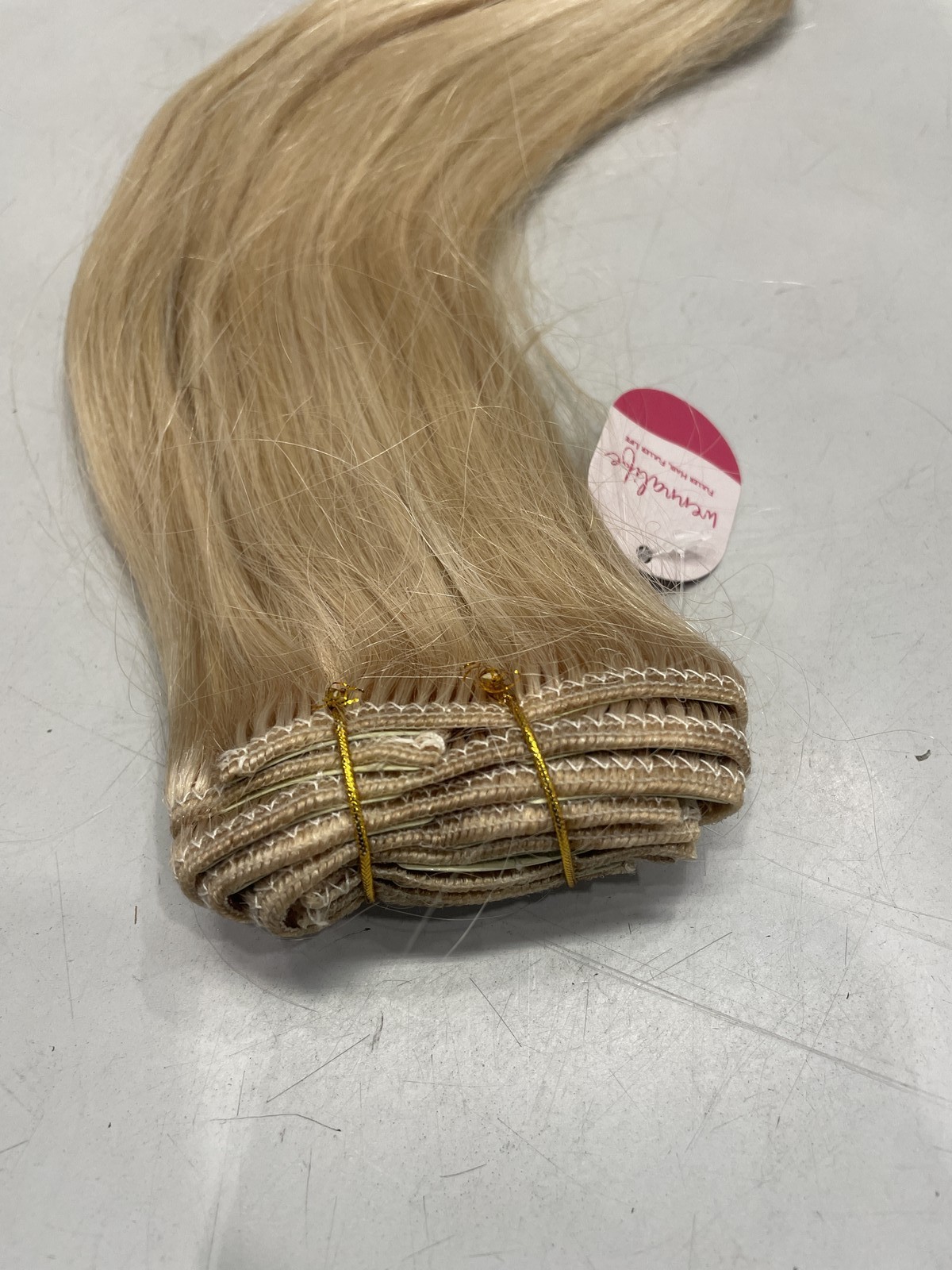 Wennalife Seamless Clip-In Human Hair Extensions 7pcs, Light Blonde 20″