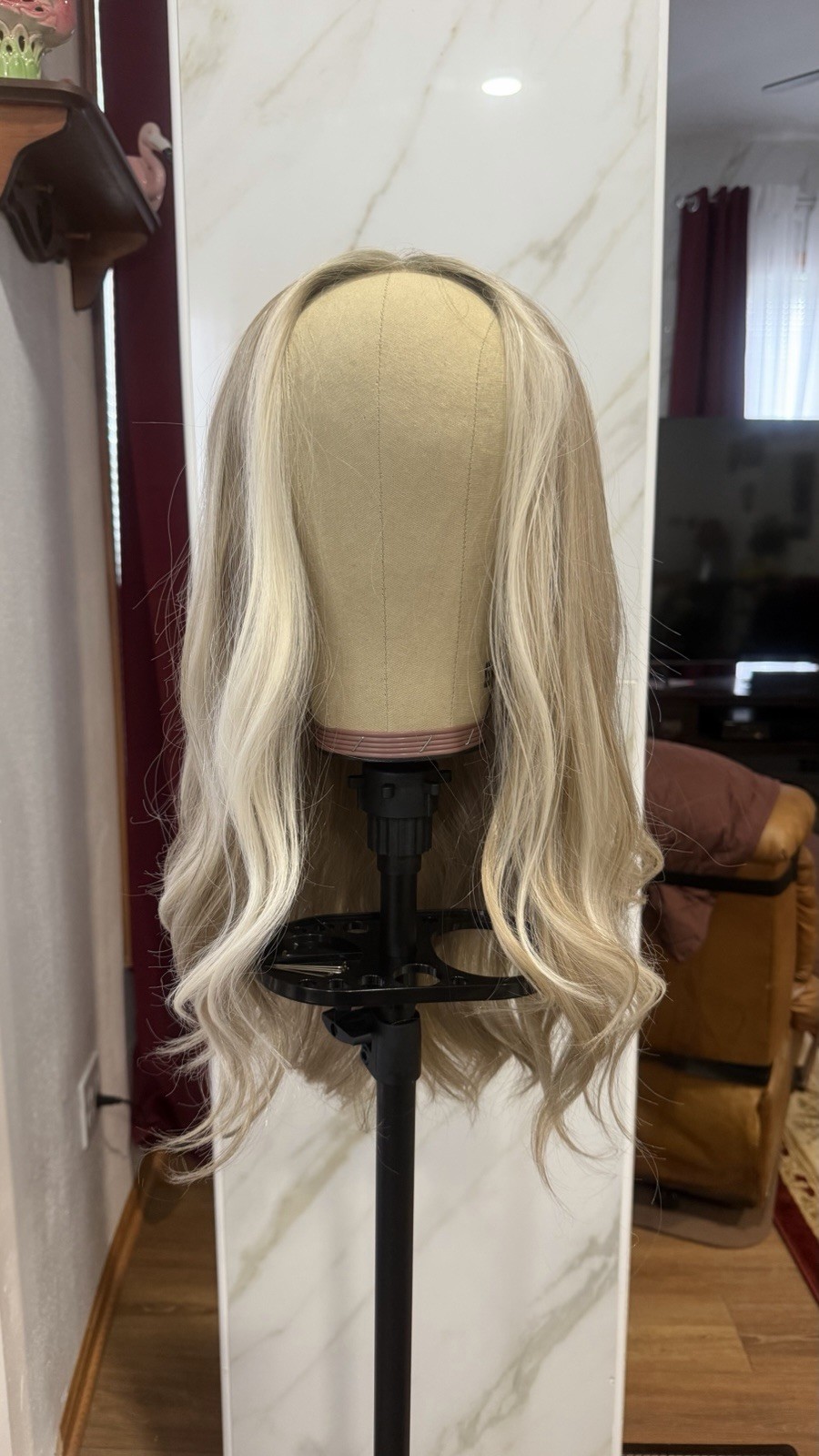 Imstyle – ALLY – Champagne Blonde – T-Part Lace Front Wig – NEVER WORN