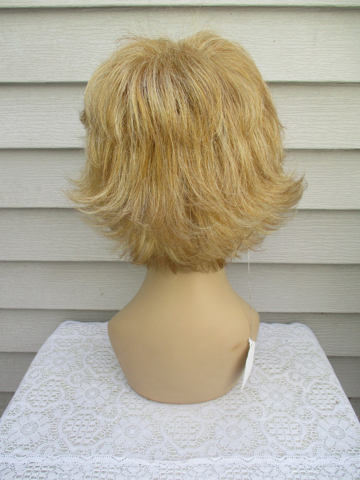Tony Of Beverly ? MYSTERY WIG Color BUTTERSCOTCH Golden Blonde READ