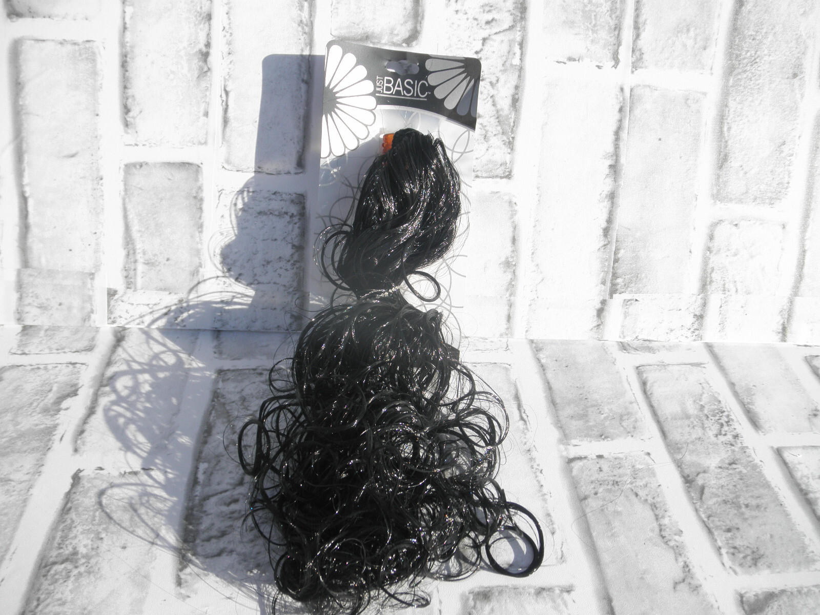 NEW JUST BASIC SYNTHETIC BLACK JAW CLAW CLIP CURLY PONY TAIL HAIR EXTENSION 11″
