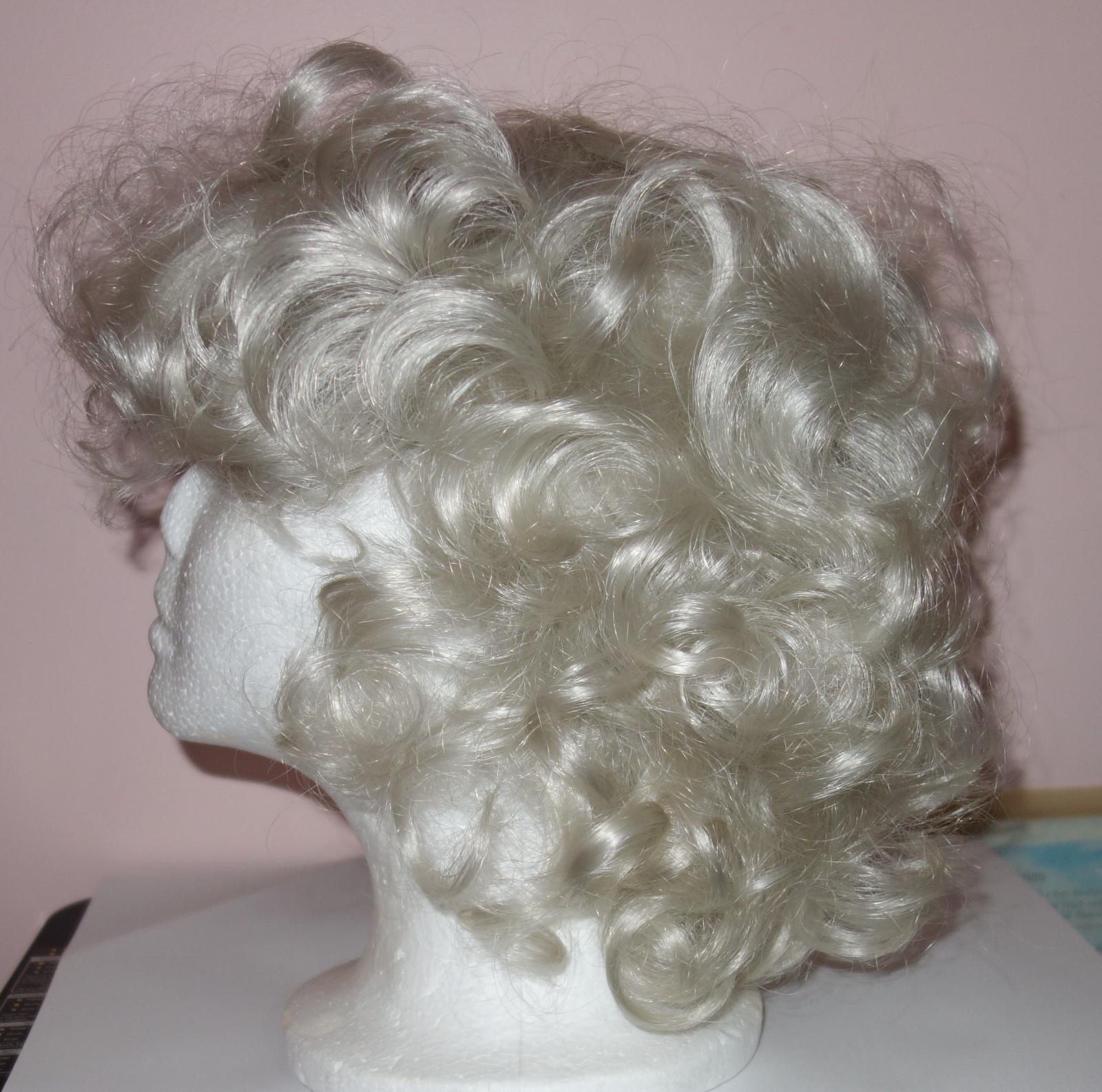 Envy Kenya Lace Front Cap Curly Wig – Color #60 White – NWT #2