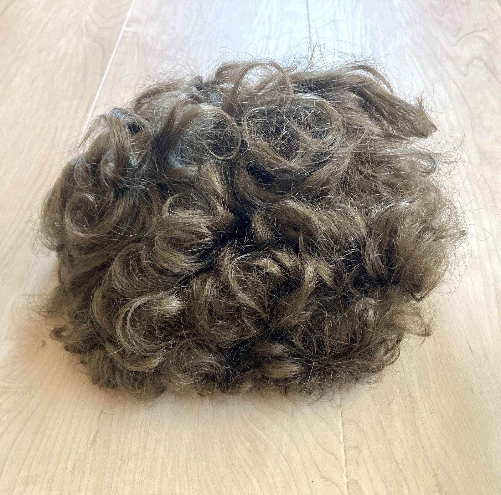 VTG 70s Marché Wig w/Original Box, Tag, Receipt, Styling Tips & Wig Care inserts