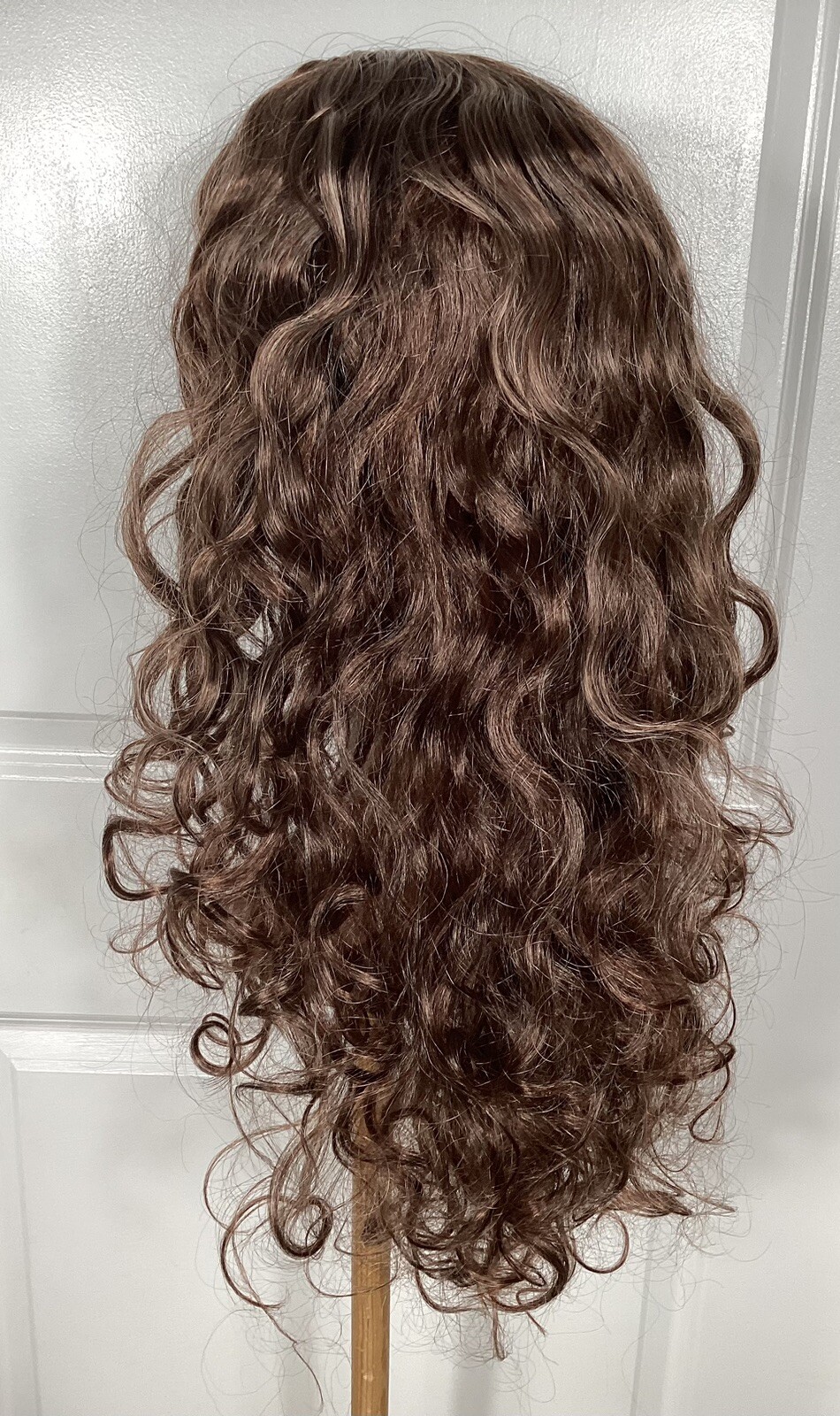 NEW! Beautiful Wig 25” Long Golden Brown Center Skin Part Size LARGE Net Cap D-4