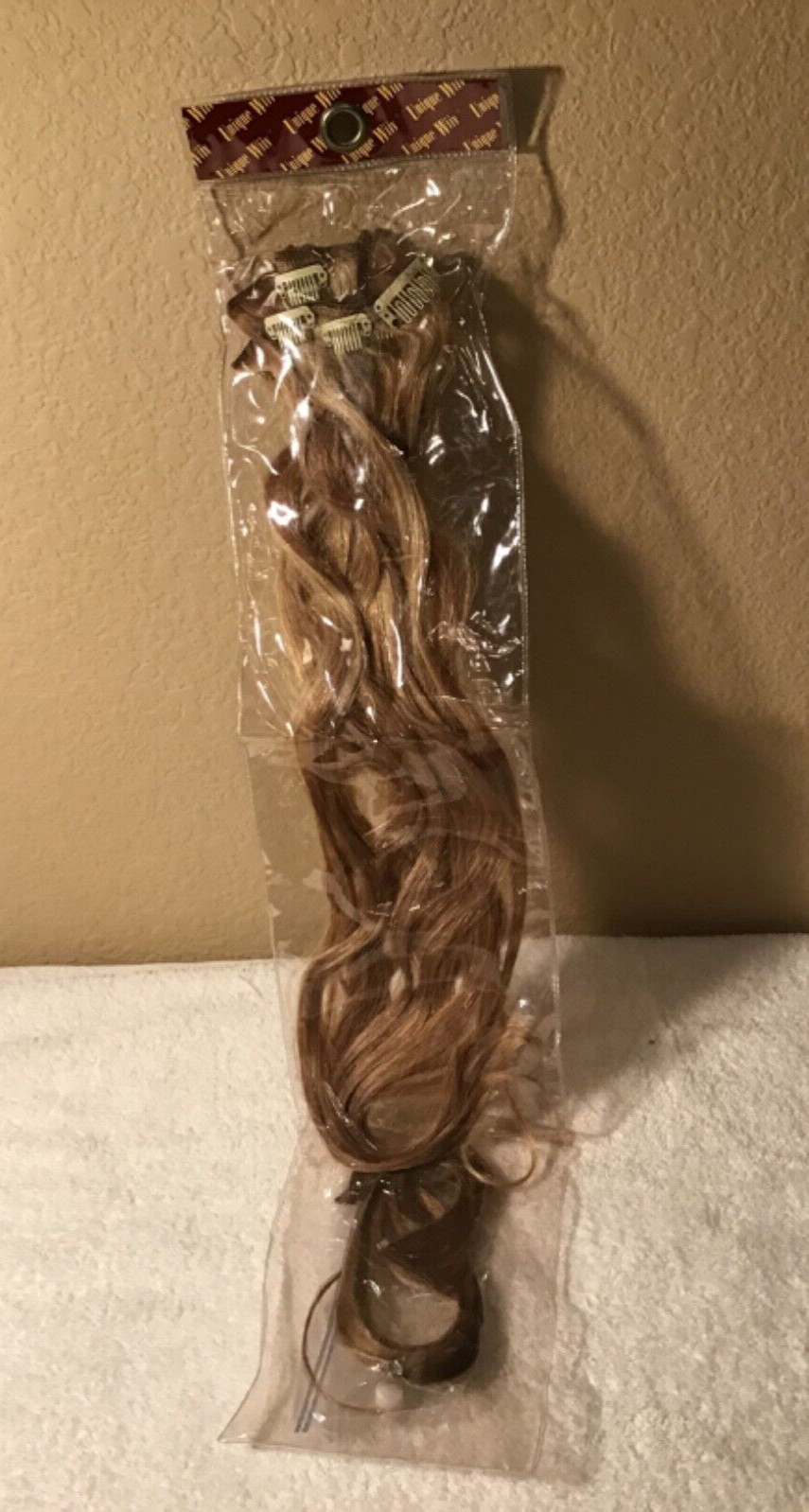 Unique Wiiv 100% Human Silky Straight Hair 24″