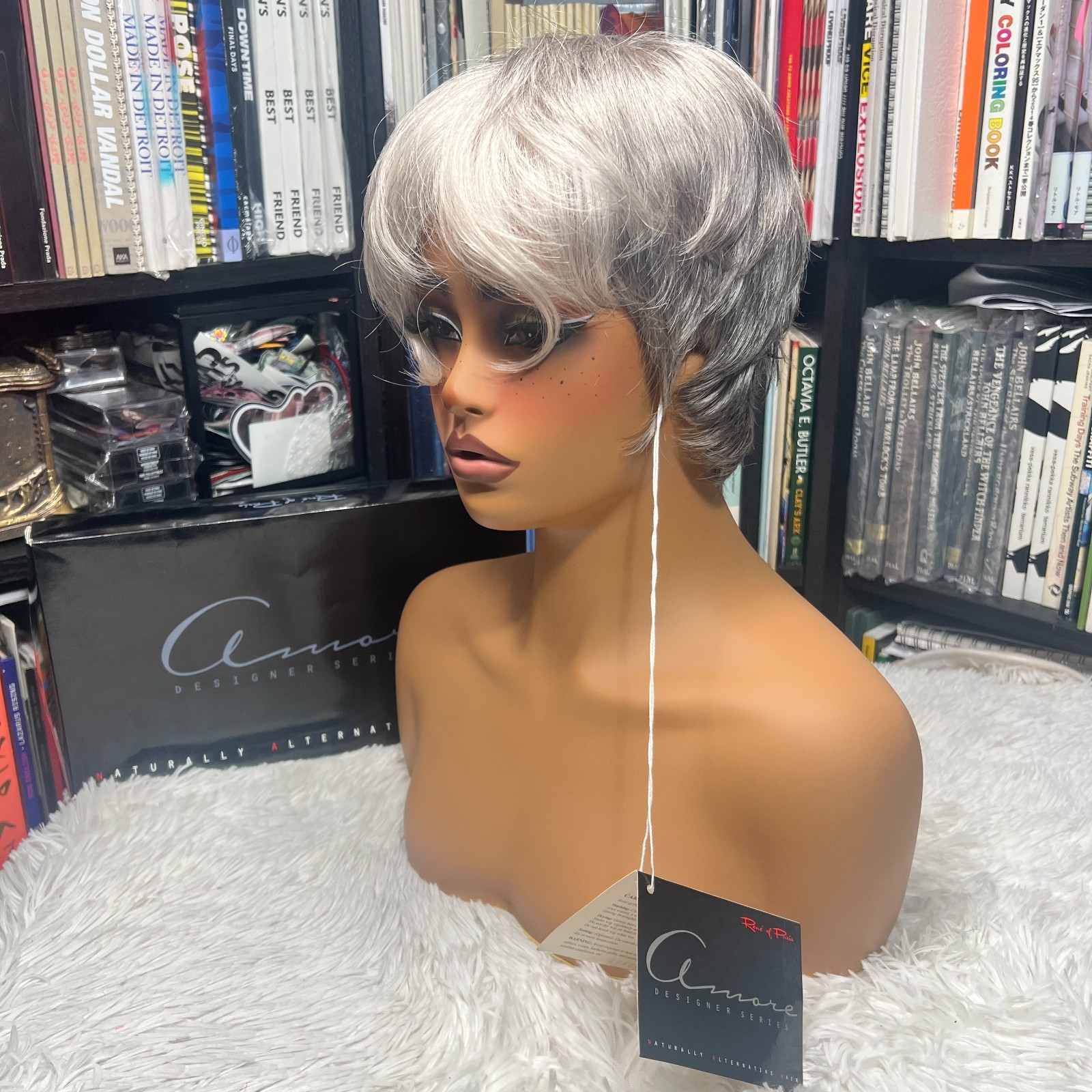 RENE OF PARIS WIG AMORE COLLECTION WENDY 2539 PLATINUM