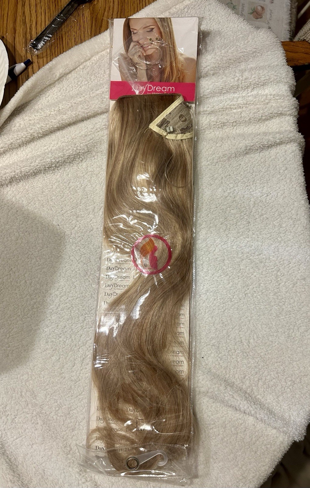 Blonde W Highlights Halo Hair Extensions daydream hidden crown 18” Color 60/8