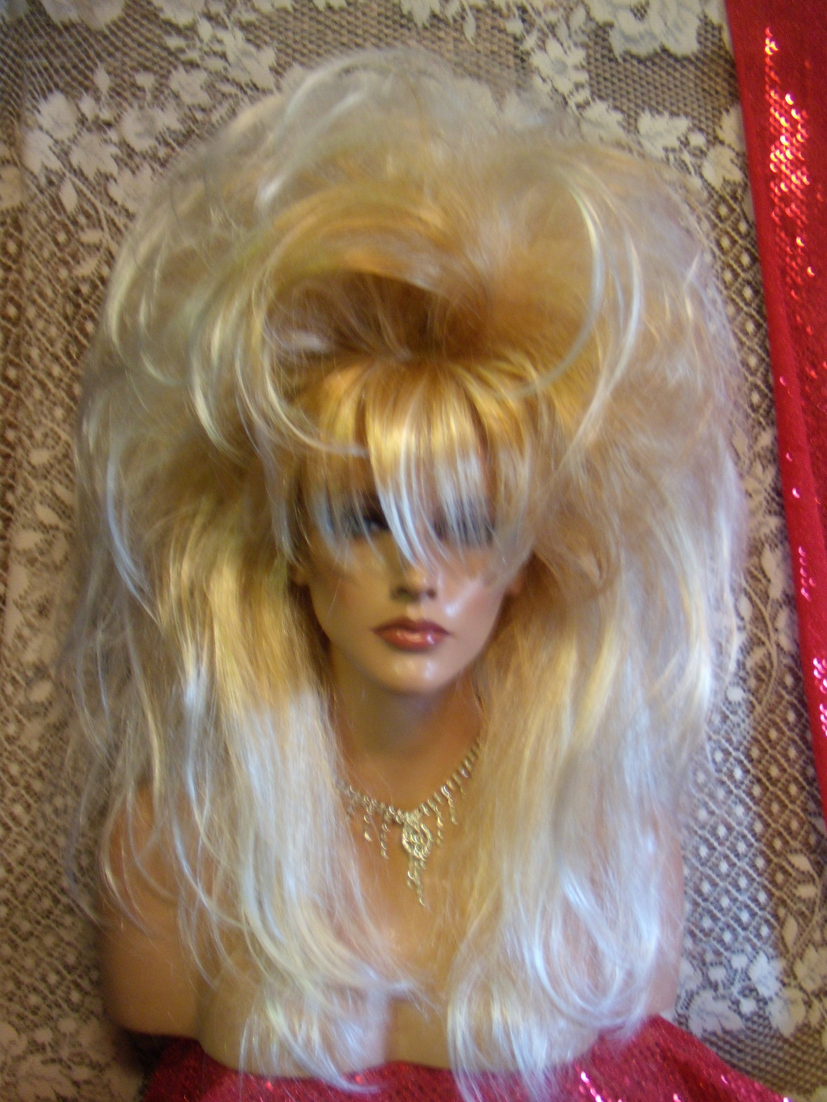 WIGS TO BE WILD IN FOR HALLOWEEN VEGAS GIRL WIGS PICK A COLOR SPIKEY BIG & FULL