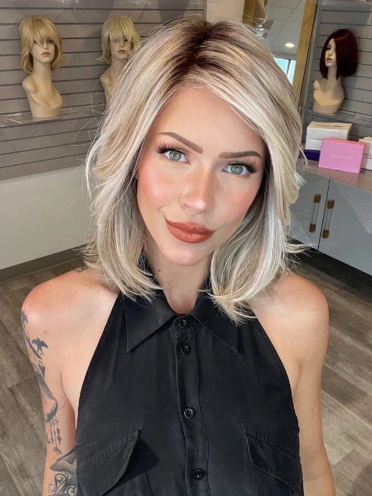 NEW IN BOX BELLE TRESS WIG CT-1039 PARK AVE MONO TOP LACE in ALPINE CREAM R NEW