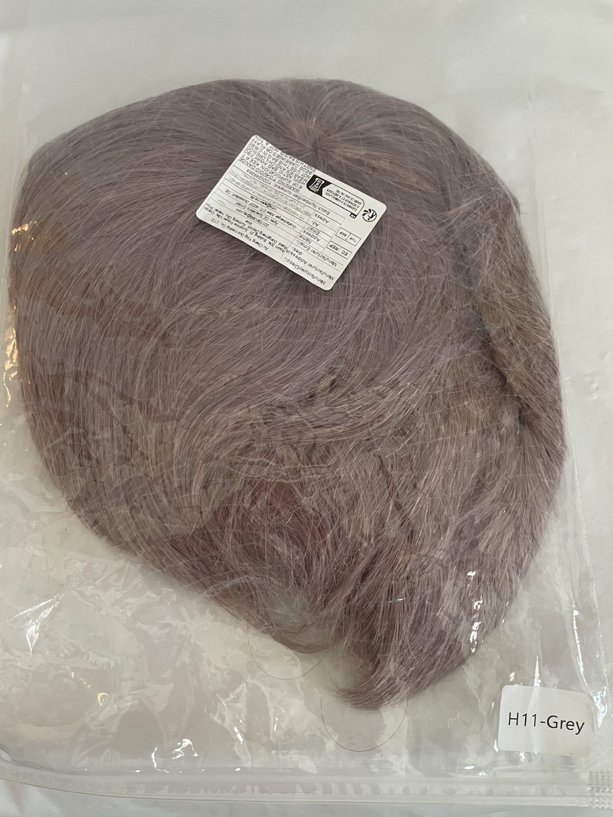 NIP Xuchang Yingduo Short Wispy Longer Bang Wig Salt & Pepper H11-Grey