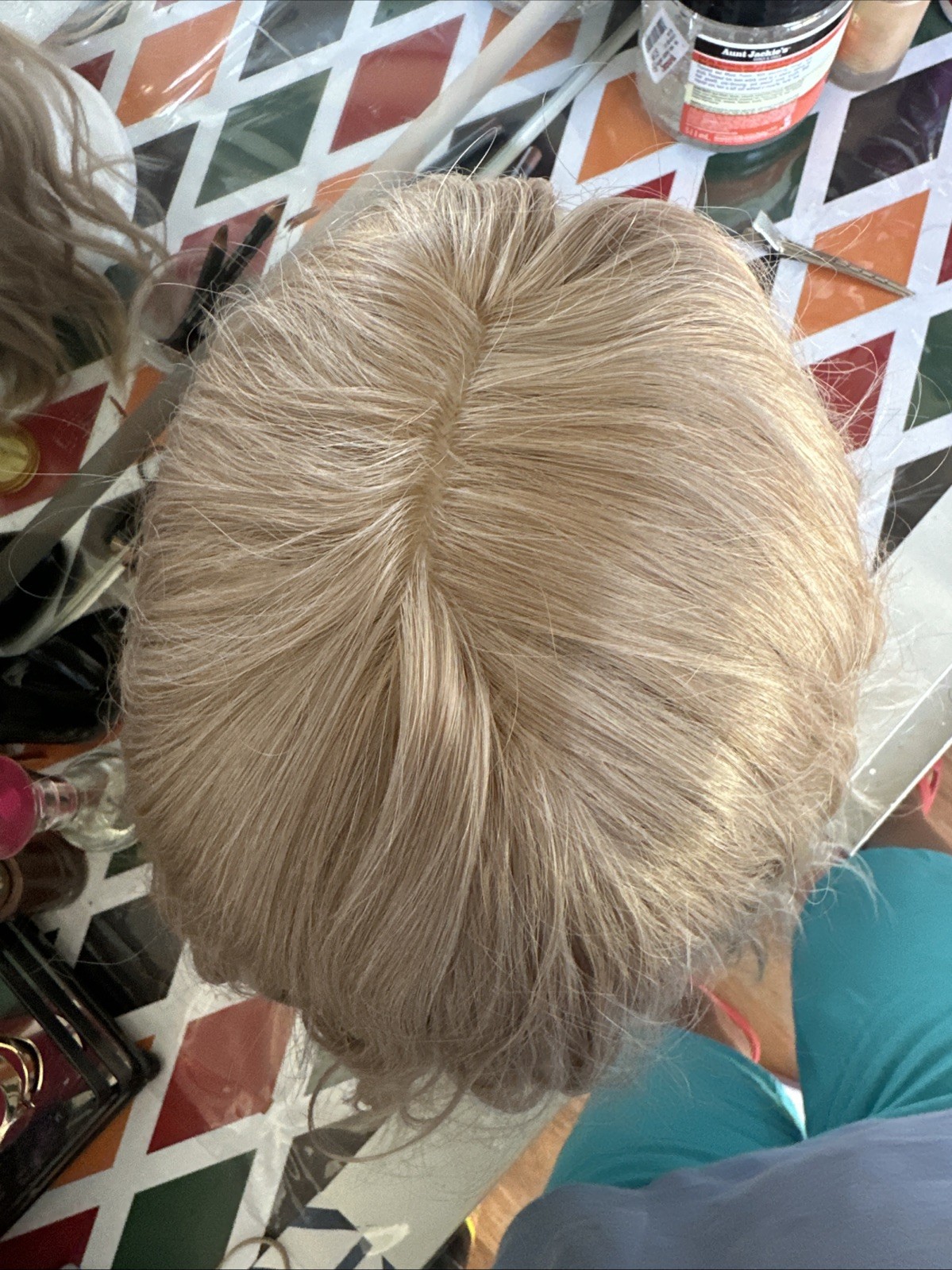 Blonde Wig – Straight Lace Front Adjustable Strap Synthetic Middle-Part 11-20 in