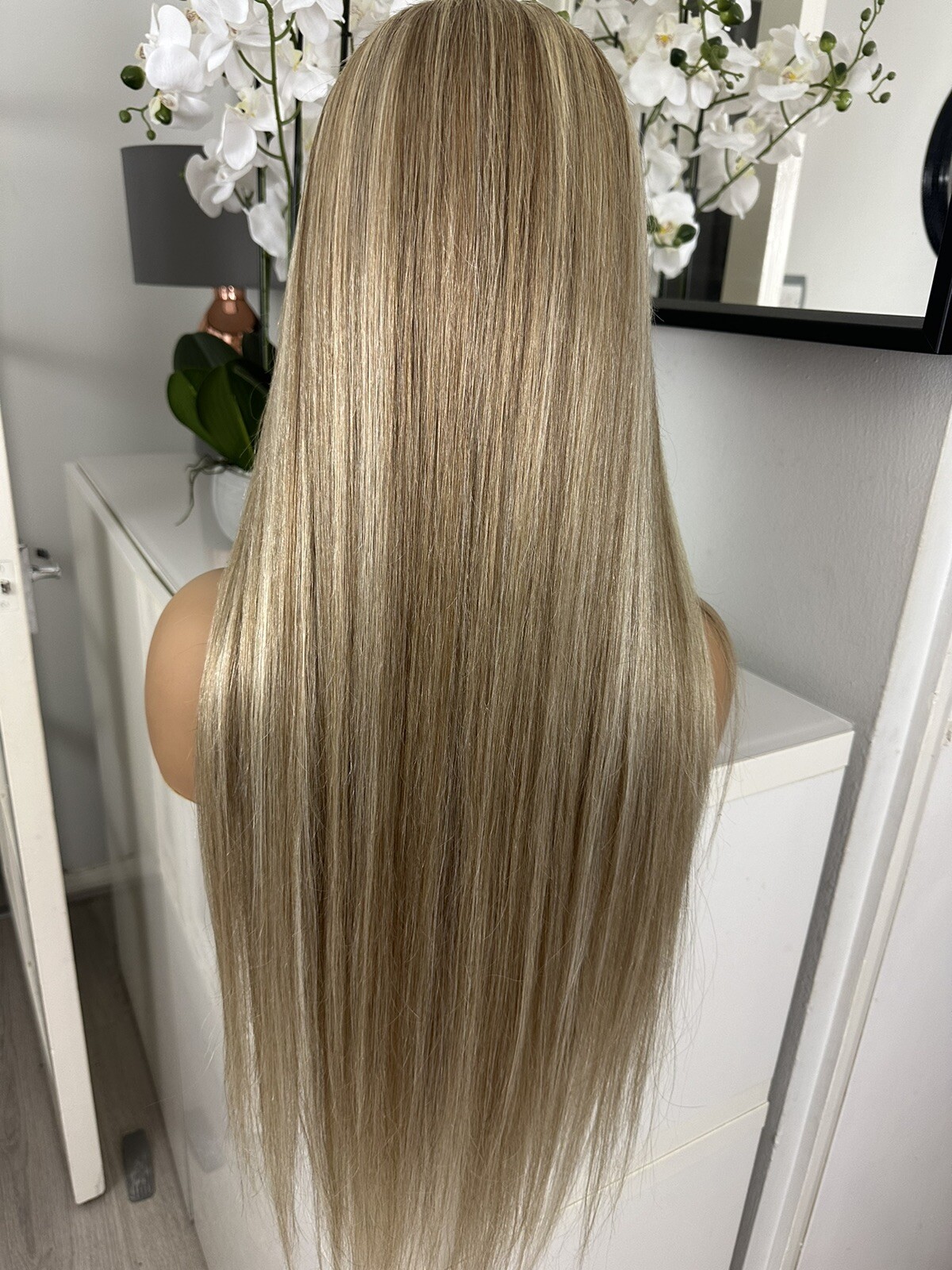 Balayage Highlight Biscuit Blonde 28” 100% Human Straight Long Hair Wig