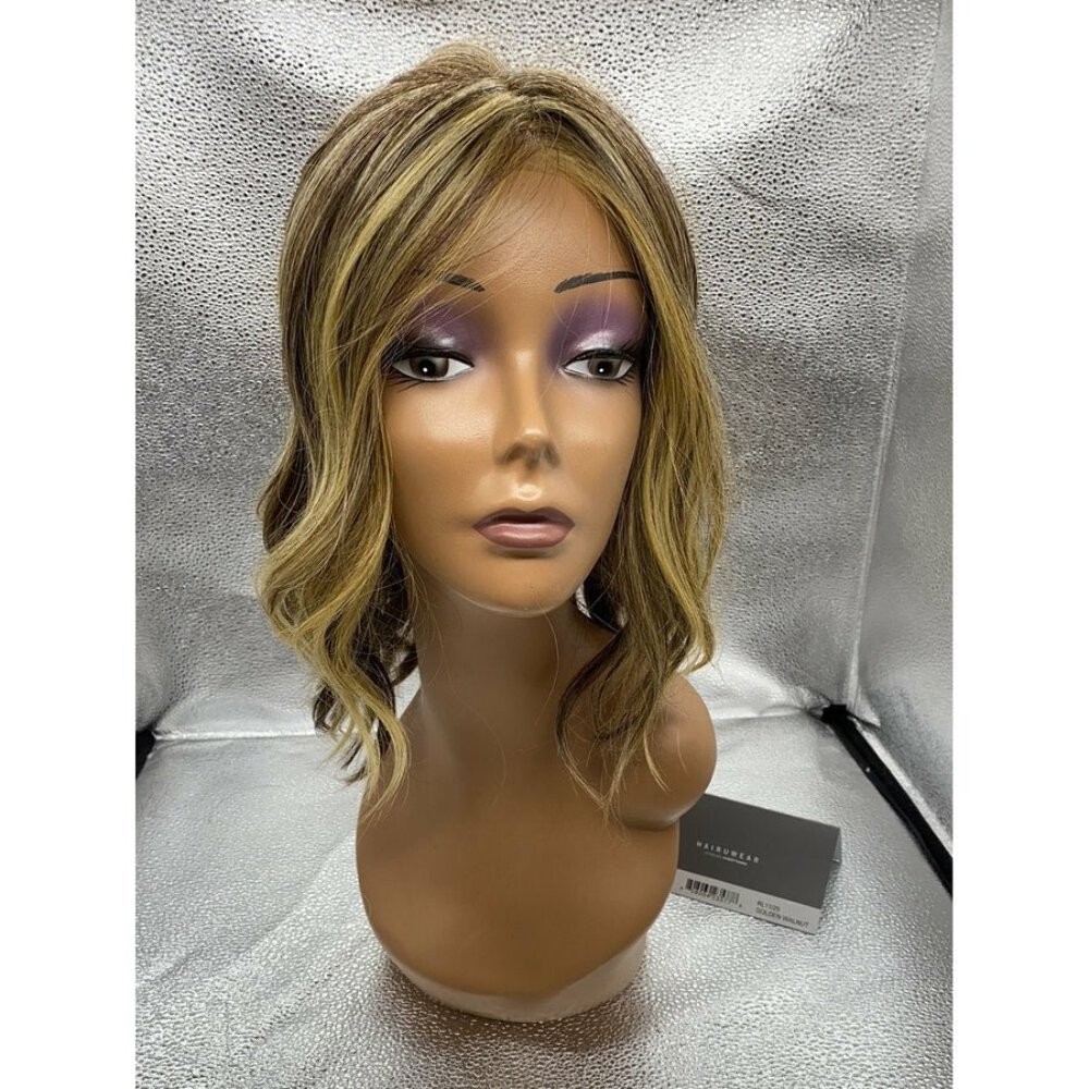 SIMMER Elite – Wig By Raquel Welch