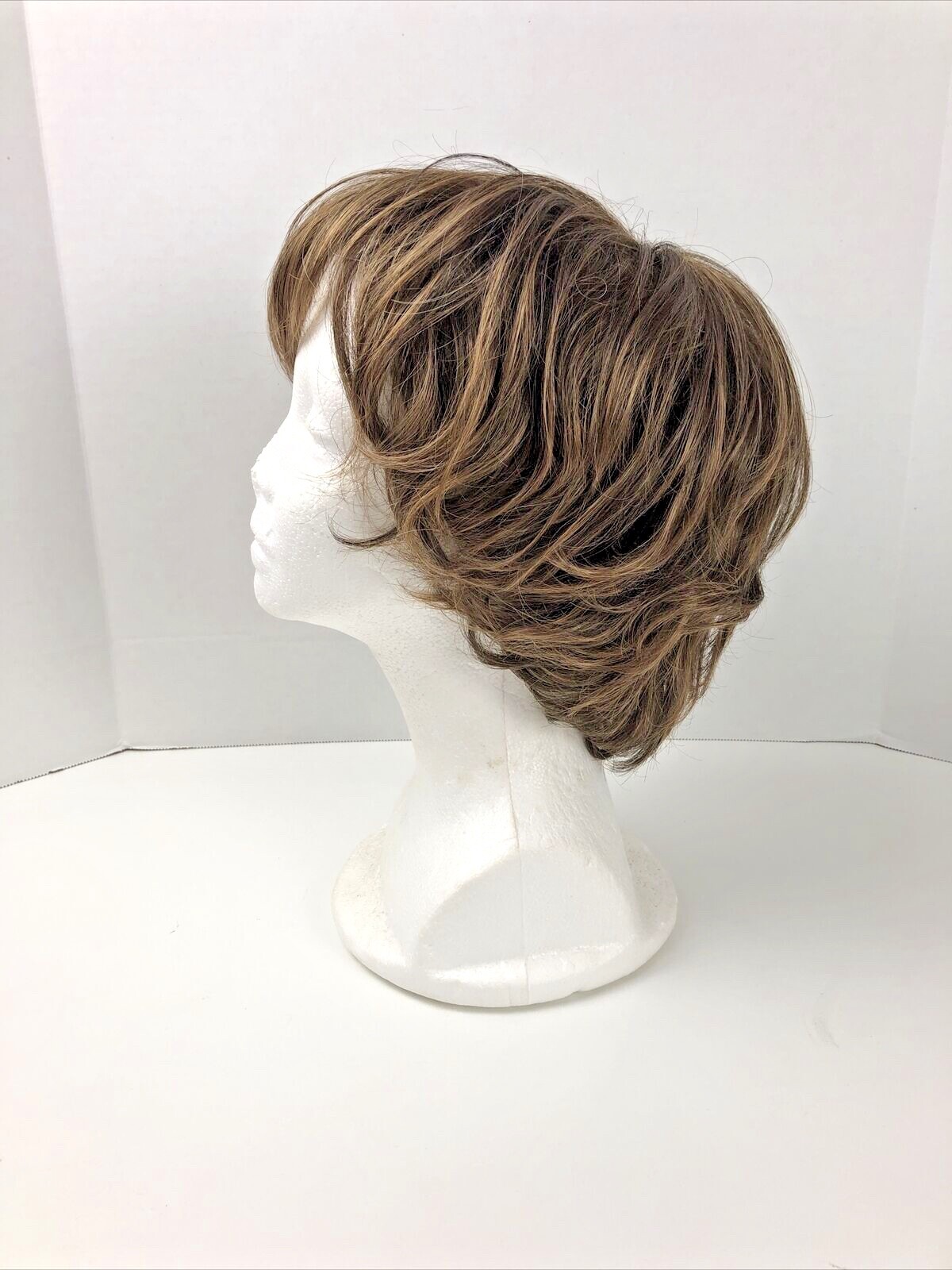 Paula Young Whisper Lite Wig “Alex” Size Average Pecan Delight Brown Layered