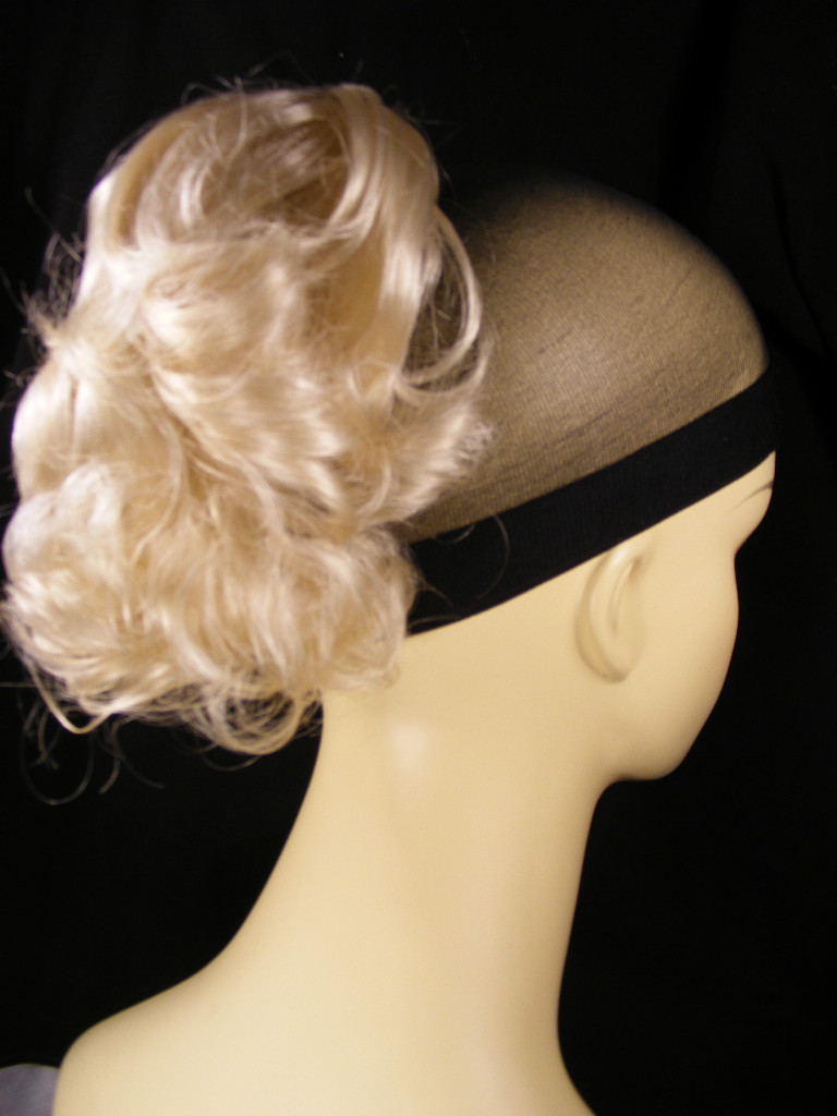 Hairpiece Clip-On 6″ Short Hair Loose Curls Shades of Blonde