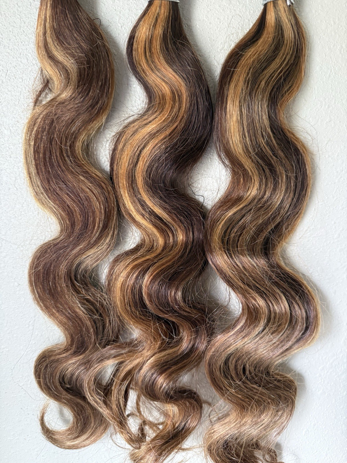 100% Virgin Human Hair Extensions 3 Bundle deal- 20”22”24 Body highlight P4/27