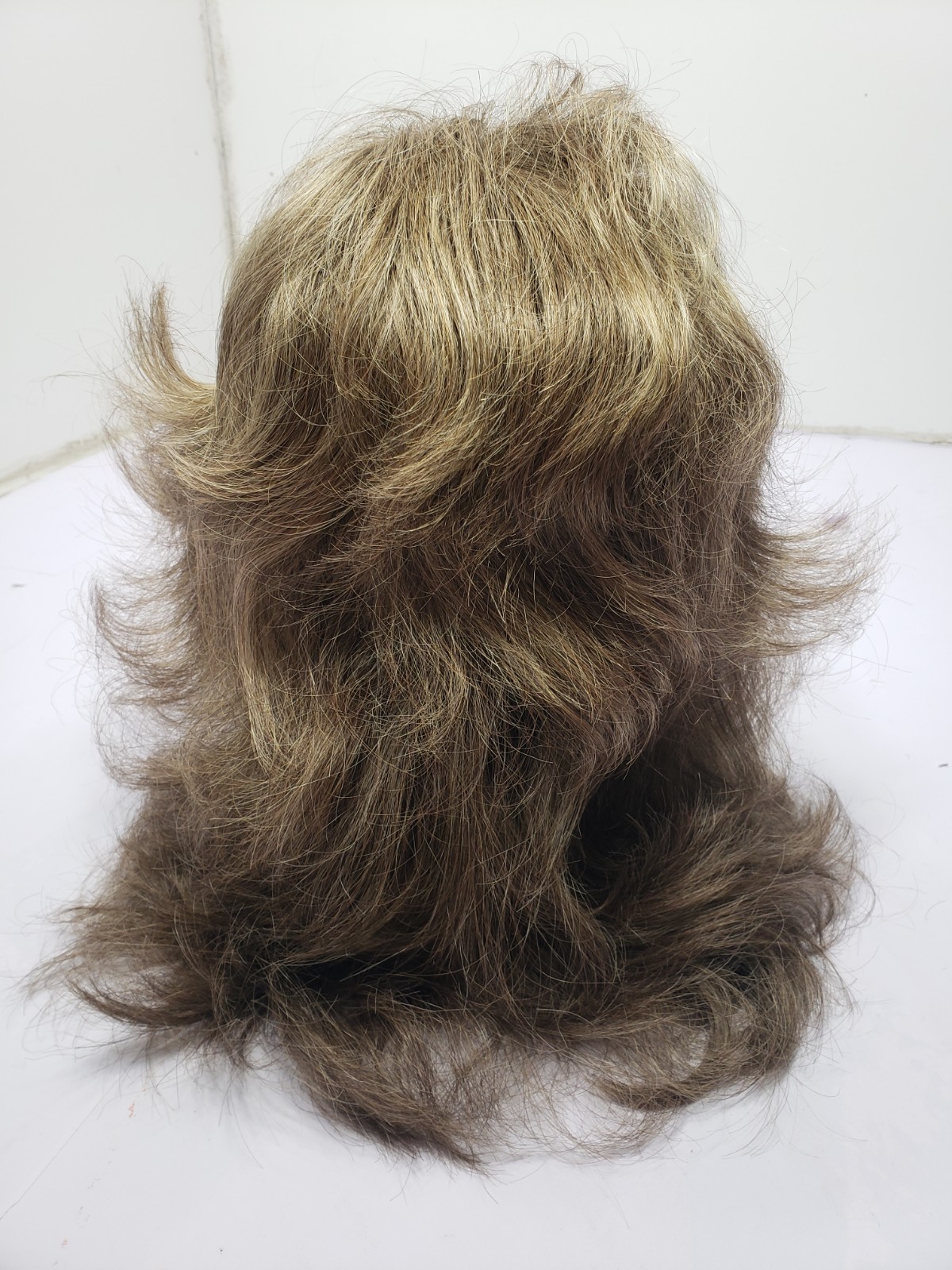 Statements By TWC Bold Beauty Wig 24/12HT Blonde Blend Average Cap Synthetic