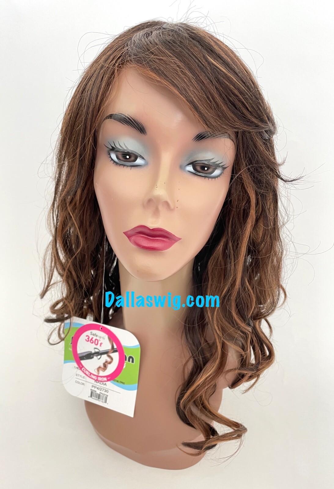 Junee Fashion Manhattan Heat Resistant Fiber Long Wavy Water Body Curl Nadia Wig
