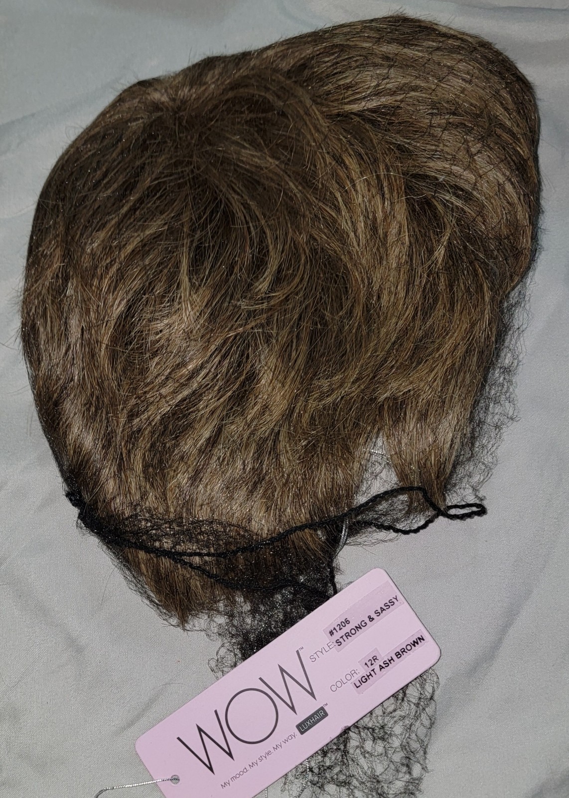 NOW LUXHAIR Strong & Sassy Wig LIGHT ASH BROWN Daisy Fuentes Hair NEW FREE SHIP