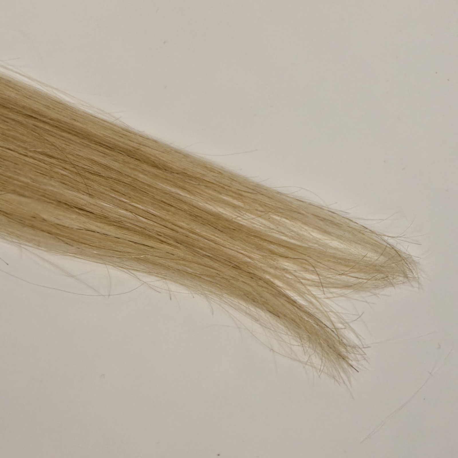 Glam Seamless 16″ Human Hair Clip-In Extension 3″ Wide Single Weft Blonde 23/60