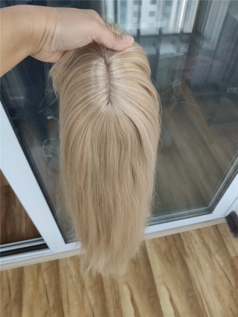 US 24″ Cosplay wig with bangs Full Head Ash Blonde Synthetic hair Long straight
