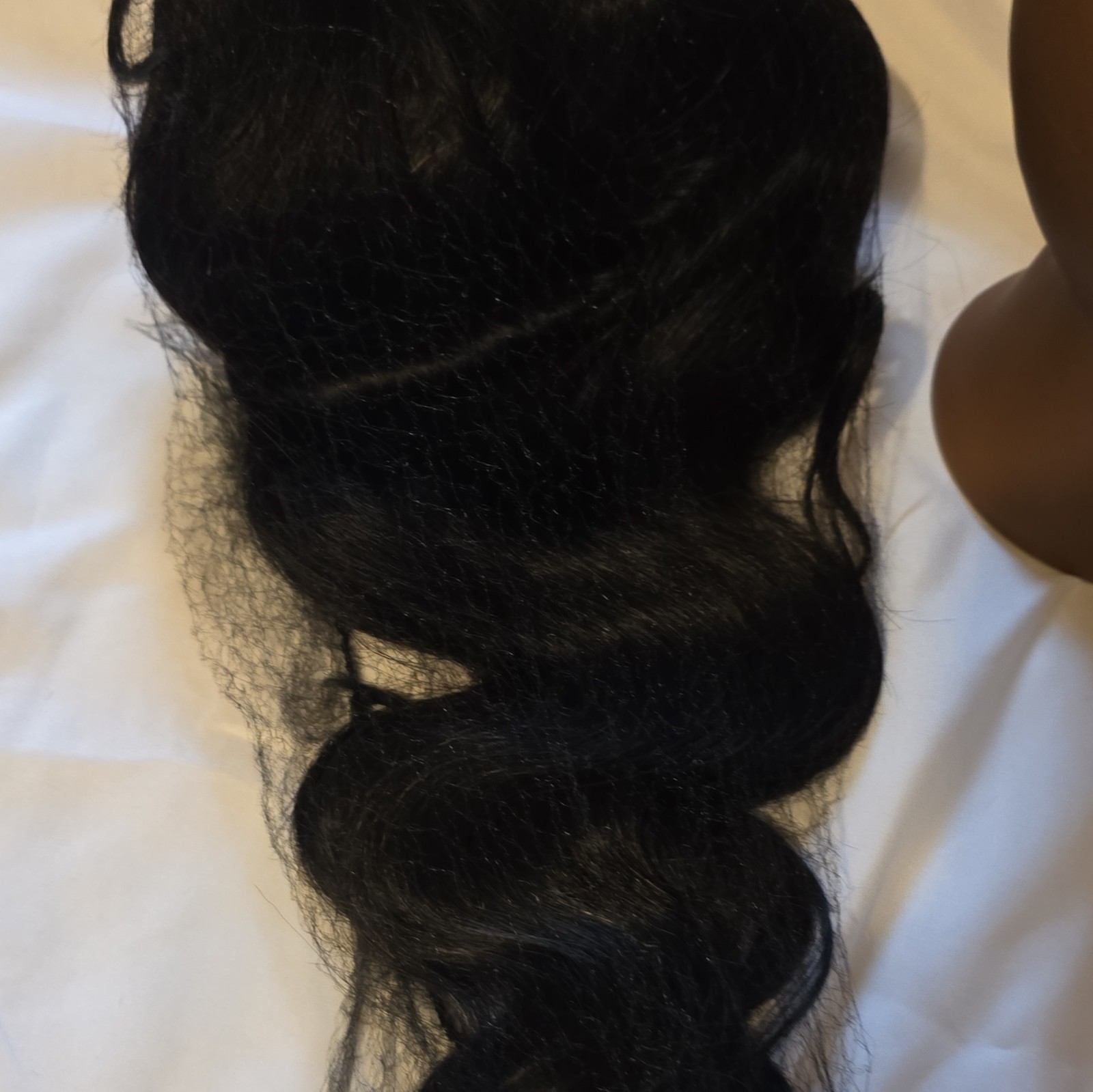 Lace Front Wavy Wig Black Free-Part Adjustable Straps Combs for Women
