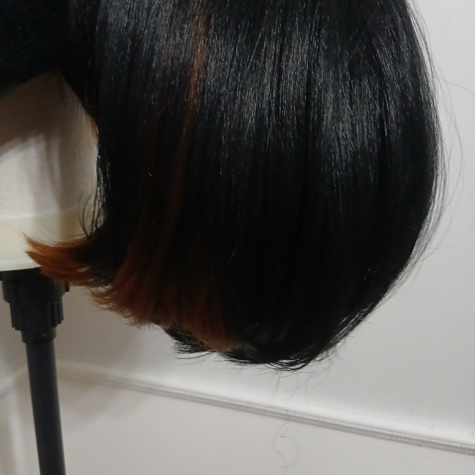 ToyoTress 8 Inch Blunt Cut Bob Wig with Bangs 1B #30 Black Peek-A-Boo Light Yaki