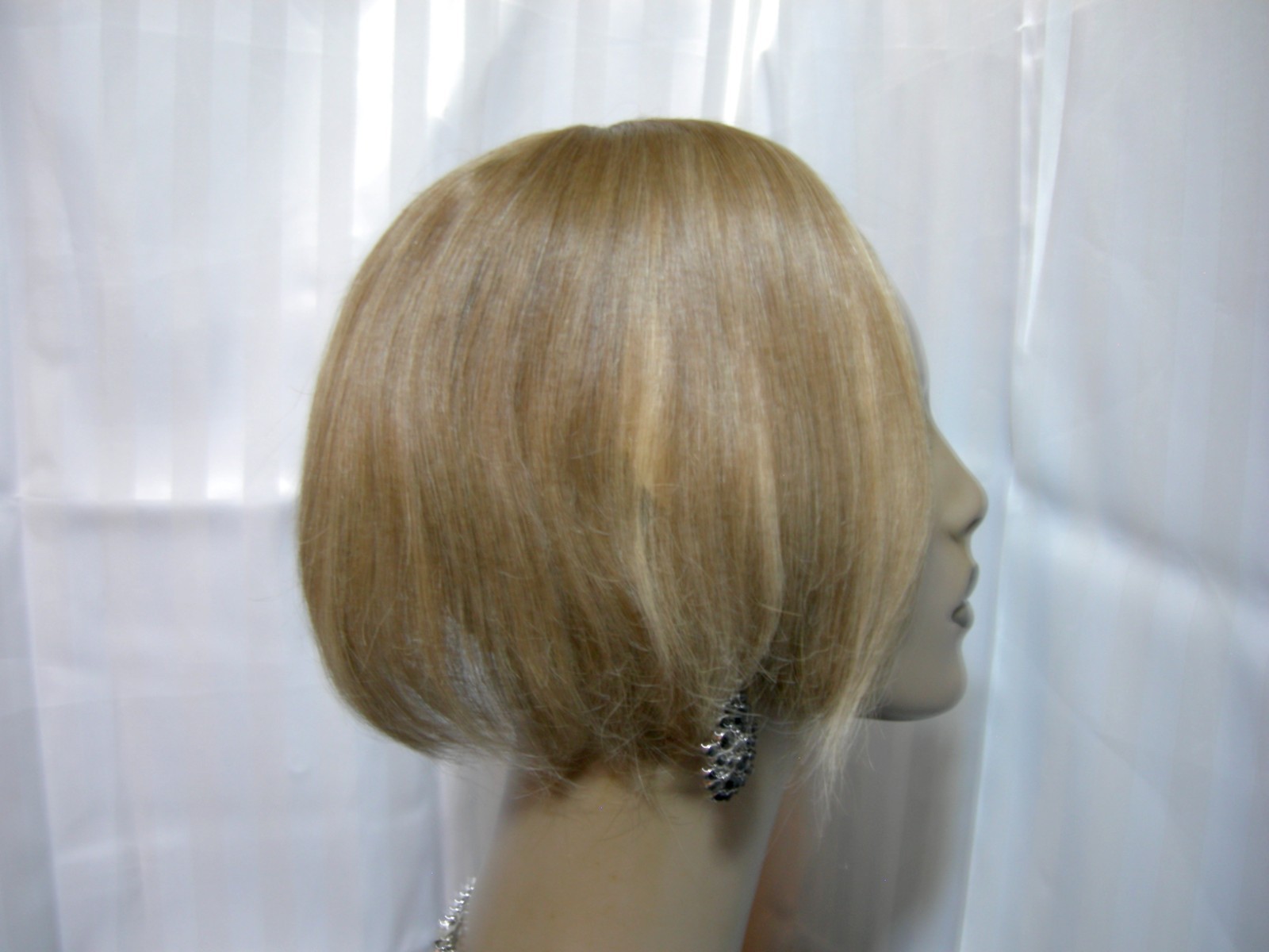 Vintage 100% Human Hair Wiglet 4″base light brown w/blonde highlightsd 11″ NEW