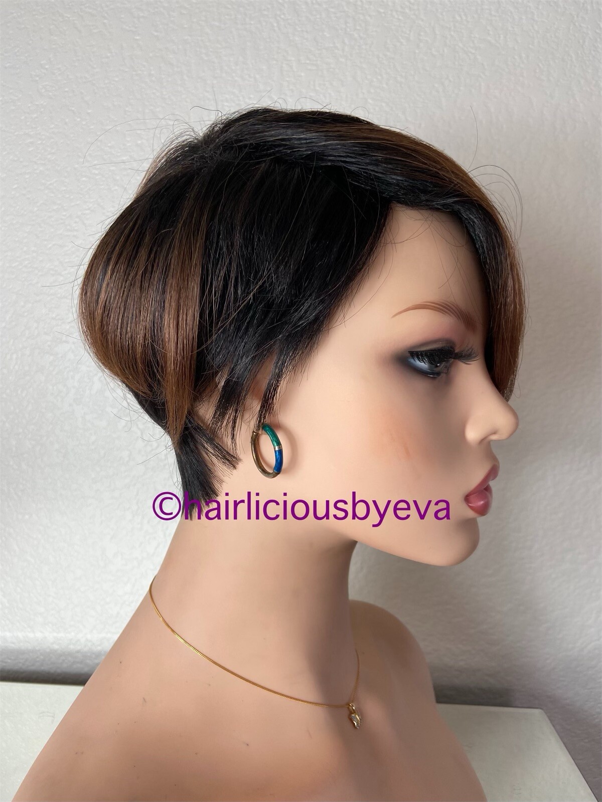 Golden Brown Short Wig Ombré Black Side Part Heat Resistance Ok